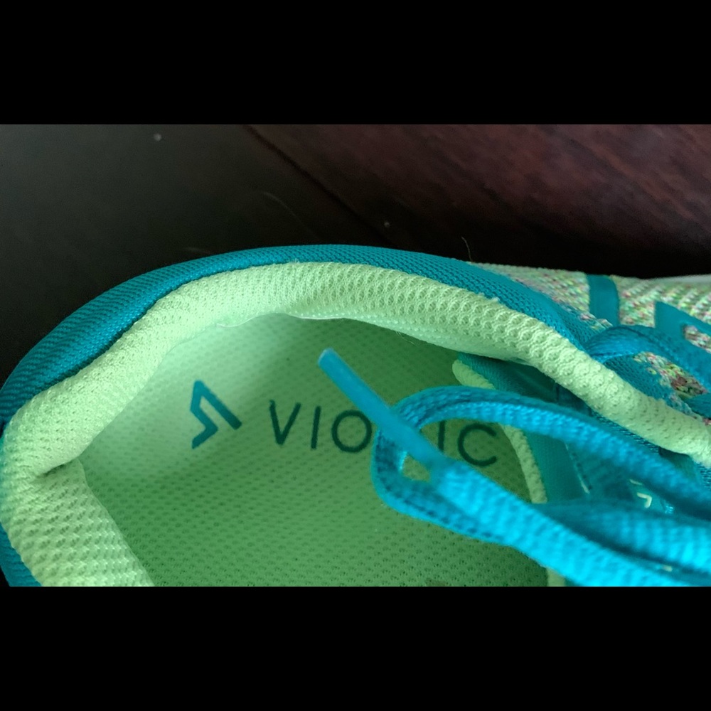 Like New!!women’s Vionic running shoes.Sz.8. - Picture 4 of 6